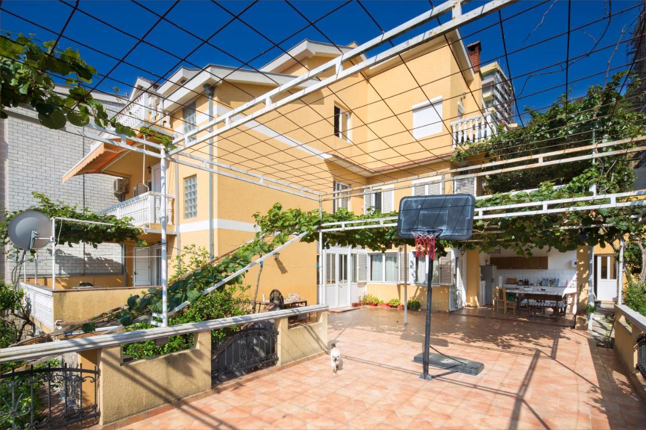 Apartments Antic Будва Екстер'єр фото