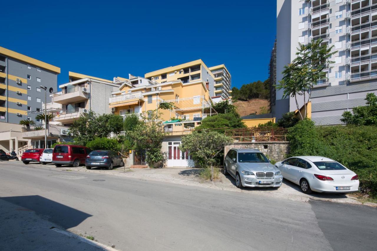 Apartments Antic Будва Екстер'єр фото